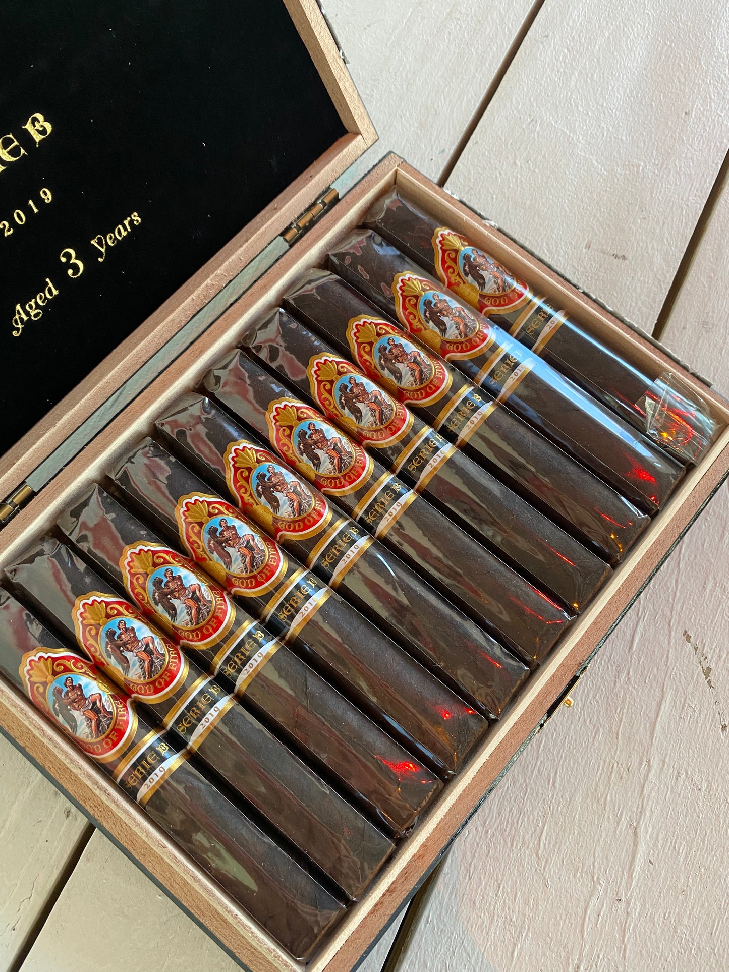 God of Fire Serie B Robusto